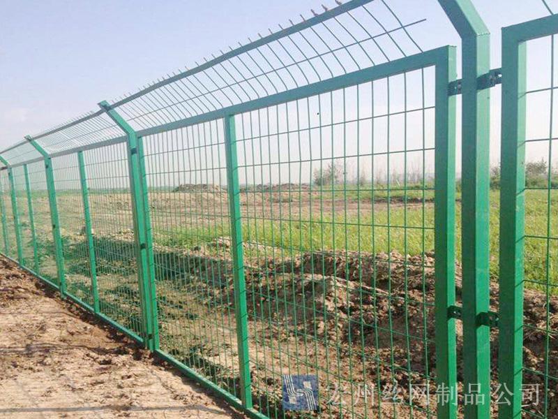 鐵路(lu)護欄(lan)網(wang)